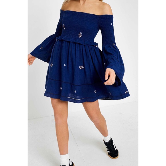 ❤️SOLD❤️FP Counting daisies embroidered dress - Picture 3 of 7